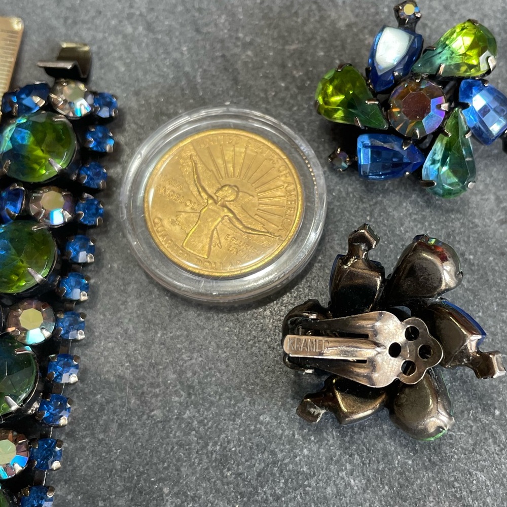 Vintage Kramer New York Blue Green Crystal Bracelet Earrings Set - Picture 10 of 12